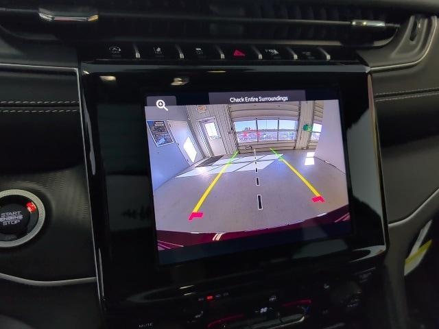 new 2025 Jeep Grand Cherokee car, priced at $38,415