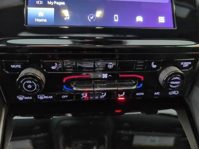 new 2025 Jeep Grand Cherokee car, priced at $38,415