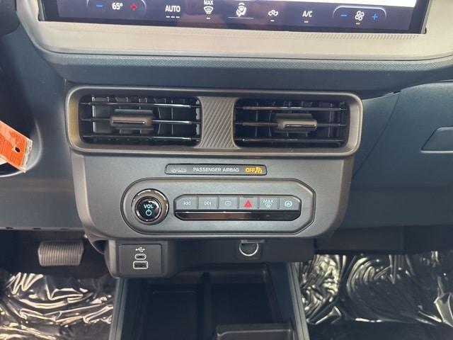 new 2025 Ford Maverick car