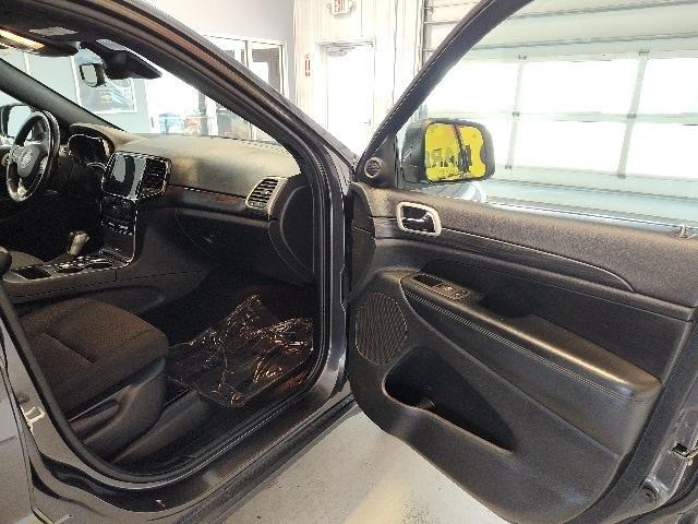 used 2021 Jeep Grand Cherokee car, priced at $21,487