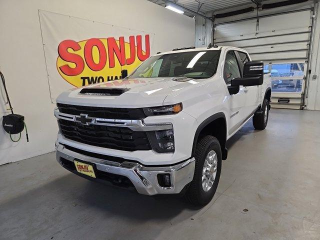 new 2025 Chevrolet Silverado 3500 car, priced at $75,685