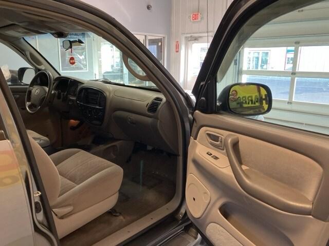 used 2005 Toyota Tundra car, priced at $9,949