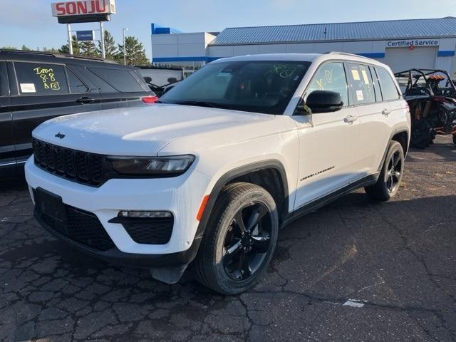 used 2023 Jeep Grand Cherokee car, priced at $32,394