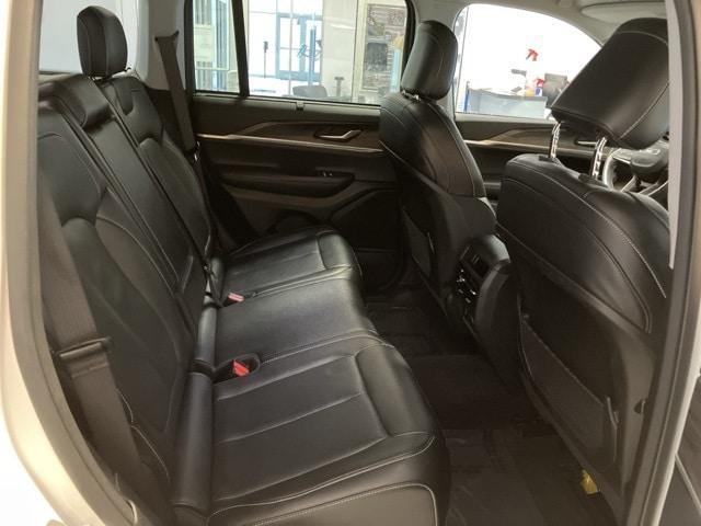 used 2023 Jeep Grand Cherokee car, priced at $30,989