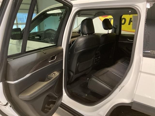 used 2023 Jeep Grand Cherokee car, priced at $30,989