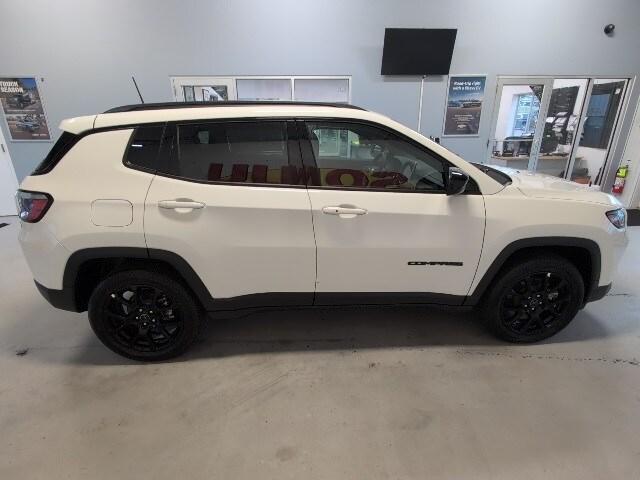 new 2026 Jeep Compass car, priced at $32,590