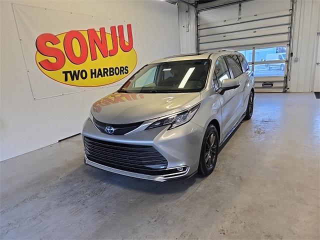 used 2021 Toyota Sienna car, priced at $29,999