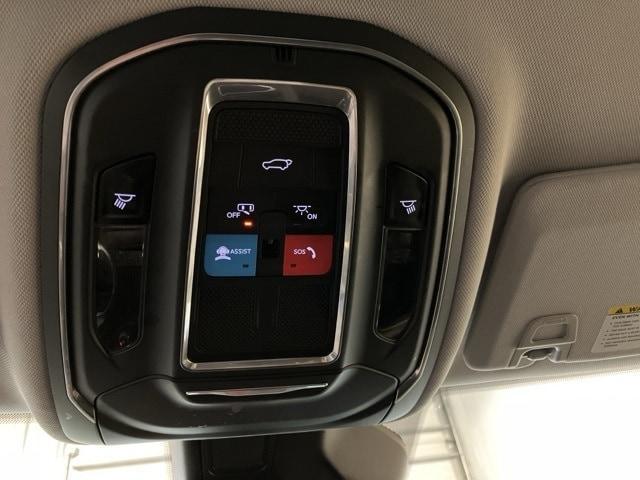 used 2022 Jeep Grand Cherokee car, priced at $28,594