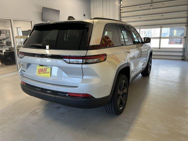 new 2024 Jeep Grand Cherokee car, priced at $48,740