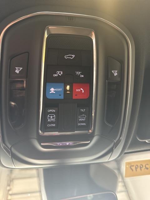new 2025 Jeep Grand Cherokee car, priced at $42,130