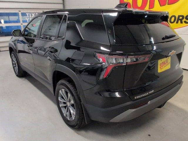 new 2026 Chevrolet Equinox car, priced at $32,370