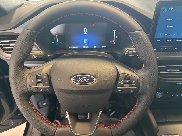 new 2025 Ford Escape car, priced at $32,040