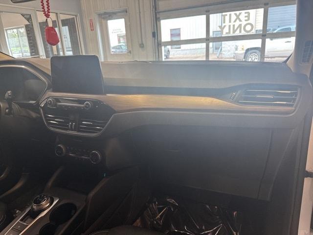 used 2020 Ford Escape car, priced at $21,999