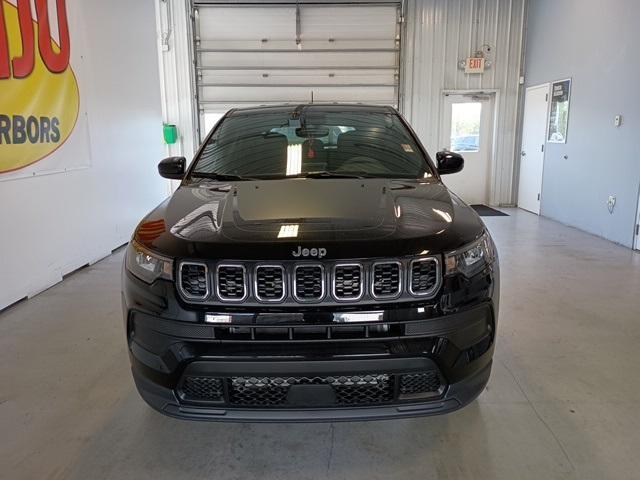 new 2025 Jeep Compass car, priced at $28,585