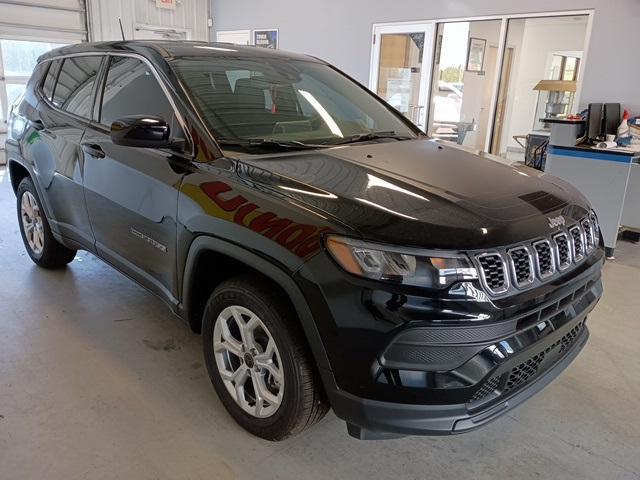 new 2025 Jeep Compass car, priced at $28,585