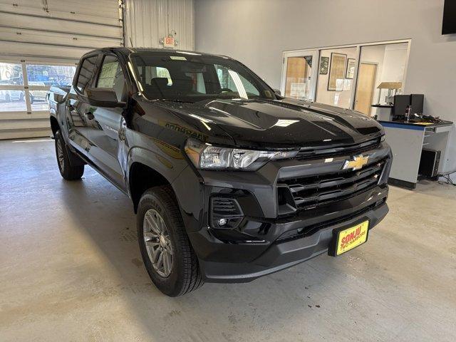 new 2024 Chevrolet Colorado car, priced at $42,160