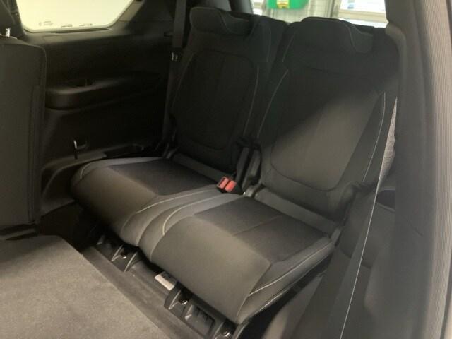 new 2025 Jeep Grand Cherokee L car, priced at $39,280