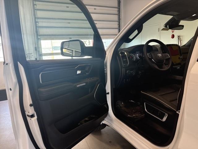 new 2025 Ram 1500 car, priced at $61,665