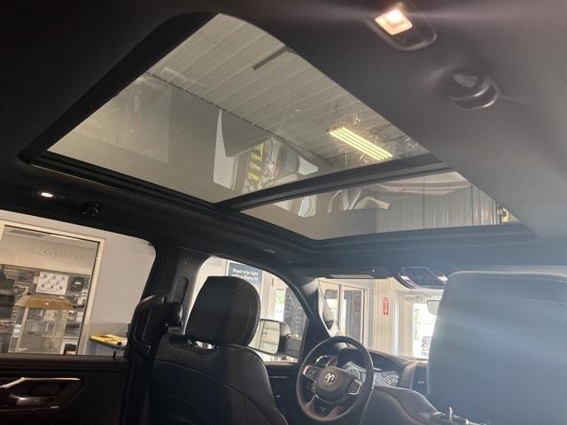 new 2025 Ram 1500 car, priced at $61,665