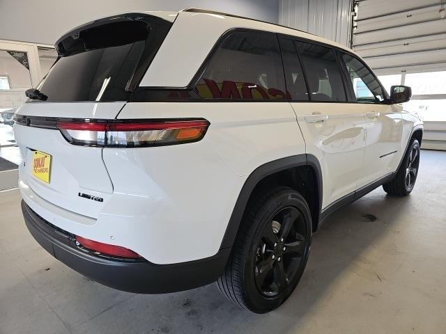 used 2023 Jeep Grand Cherokee car, priced at $31,998