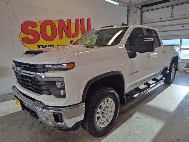 new 2025 Chevrolet Silverado 3500 car, priced at $66,395