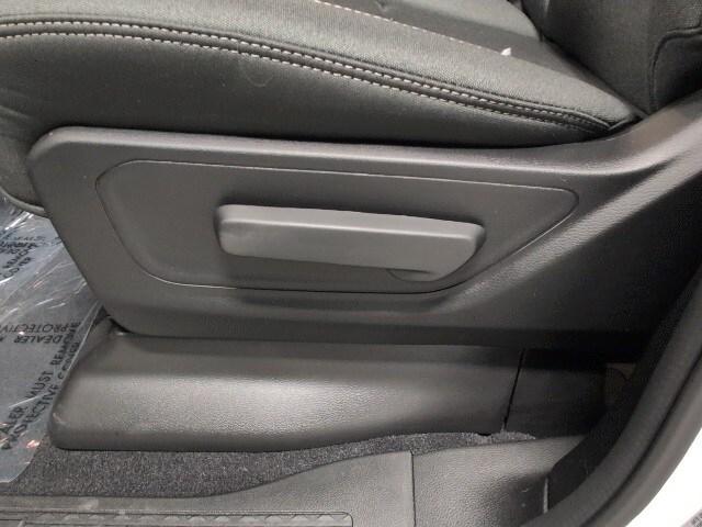 new 2025 Ram 1500 car, priced at $47,732