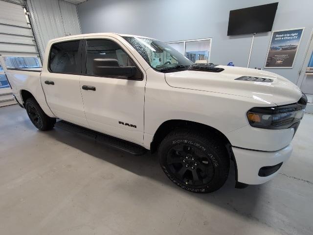 new 2025 Ram 1500 car, priced at $47,732