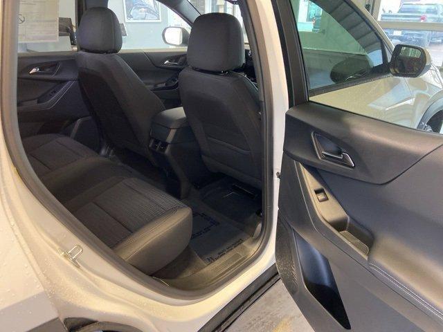 new 2025 Chevrolet Equinox car, priced at $30,370