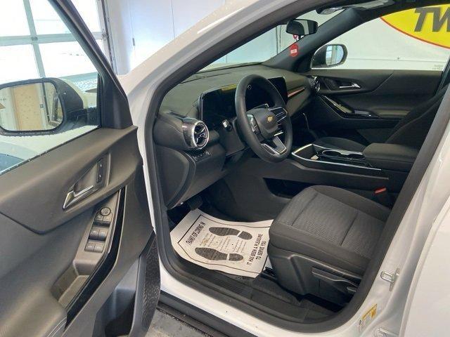 new 2025 Chevrolet Equinox car, priced at $30,370