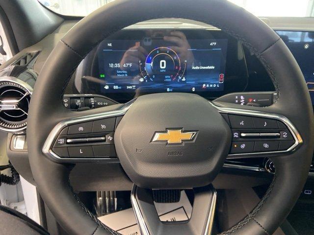 new 2025 Chevrolet Equinox car, priced at $30,370