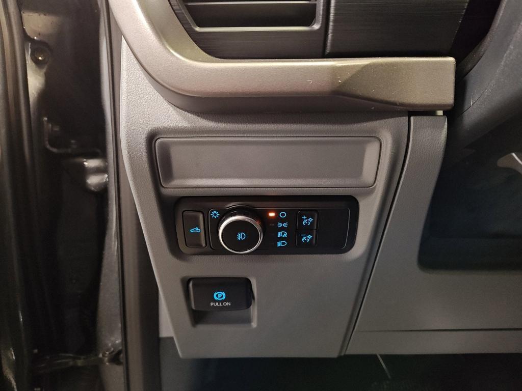 new 2024 Ford F-150 car, priced at $52,420