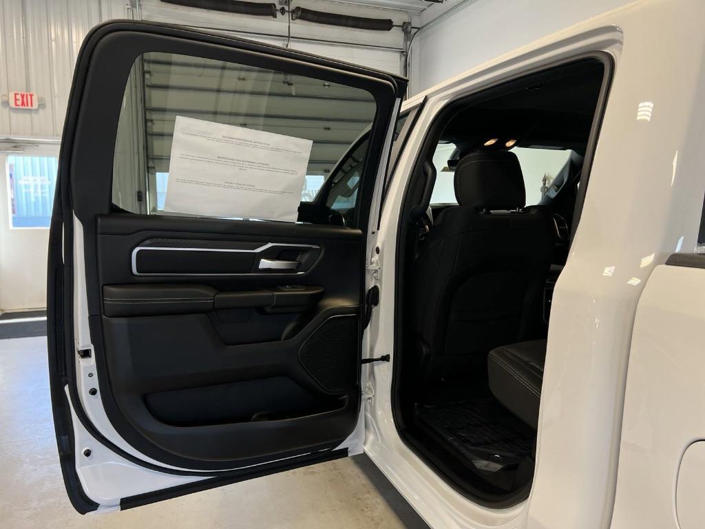new 2025 Ram 1500 car, priced at $53,425