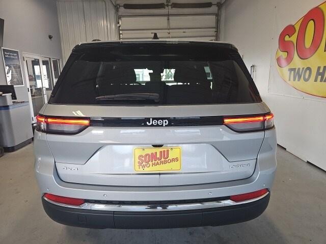 new 2025 Jeep Grand Cherokee car, priced at $37,665