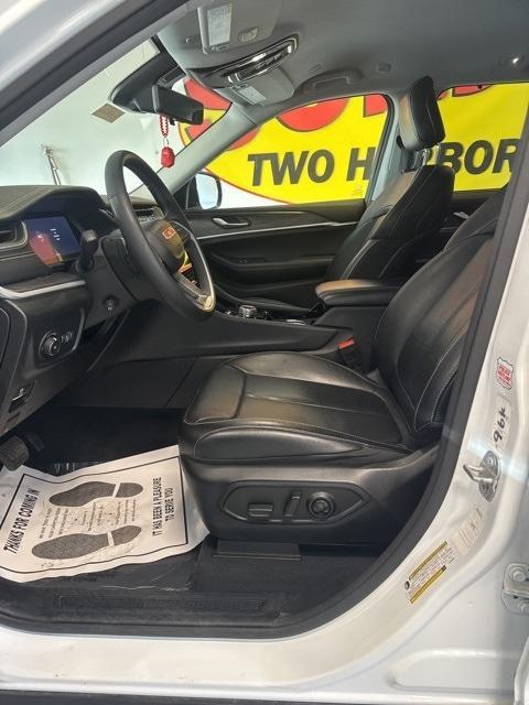 used 2023 Jeep Grand Cherokee car, priced at $29,962