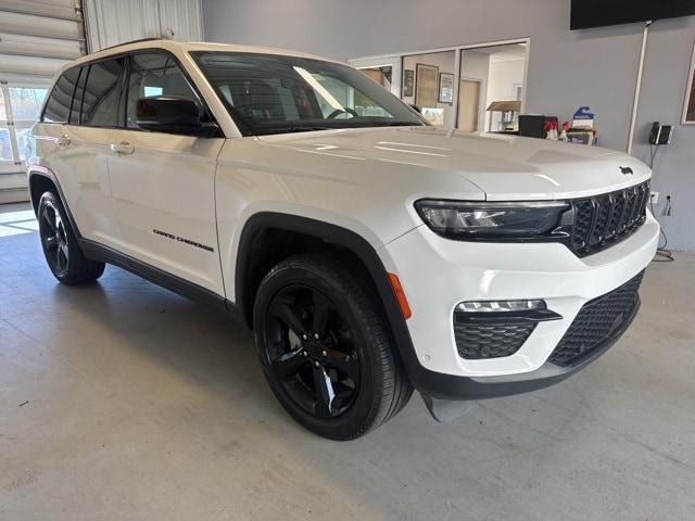 used 2023 Jeep Grand Cherokee car, priced at $29,962