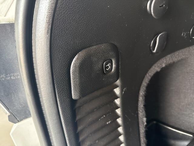 used 2021 Jeep Grand Cherokee car, priced at $30,999