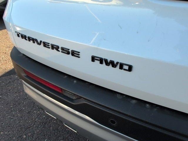 new 2026 Chevrolet Traverse car, priced at $54,010