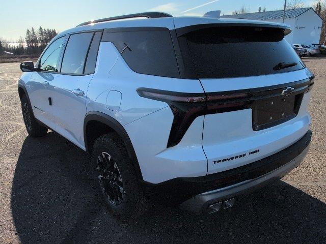 new 2026 Chevrolet Traverse car, priced at $54,010