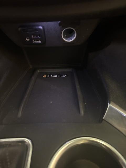 used 2023 Chevrolet Traverse car, priced at $35,989