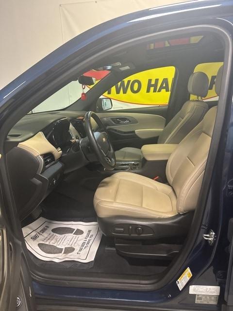 used 2023 Chevrolet Traverse car, priced at $35,989