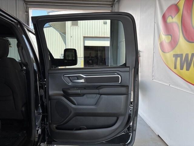 new 2025 Ram 1500 car, priced at $51,993