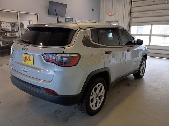 new 2025 Jeep Compass car, priced at $28,585