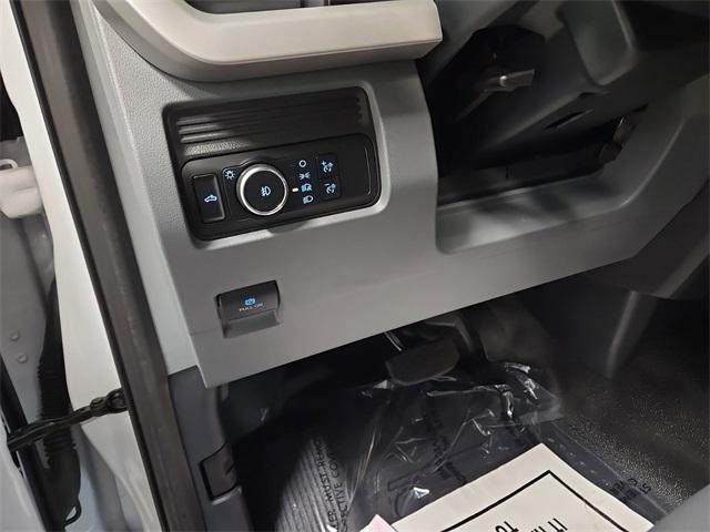 new 2024 Ford F-350 car, priced at $55,743