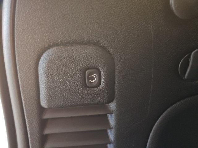 used 2021 Jeep Grand Cherokee car, priced at $23,698