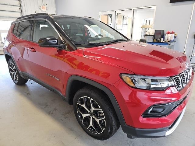 new 2025 Jeep Compass car, priced at $32,435