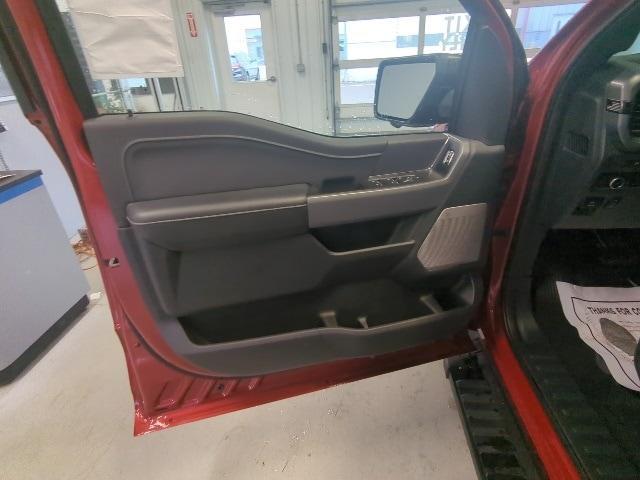 new 2025 Ford F-150 car