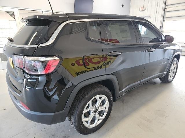 new 2025 Jeep Compass car, priced at $28,585