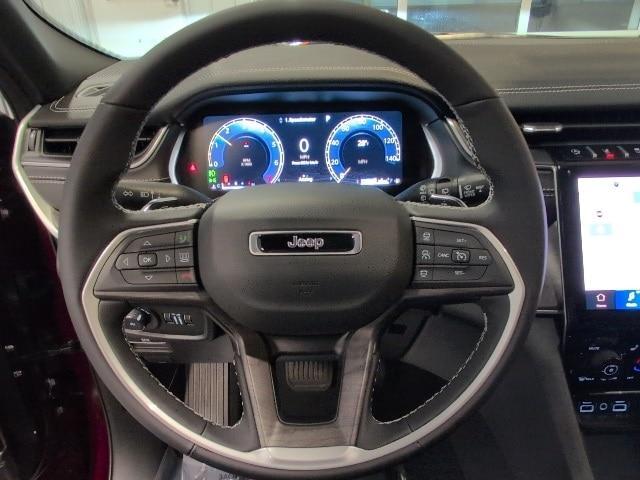 new 2025 Jeep Grand Cherokee car, priced at $52,180