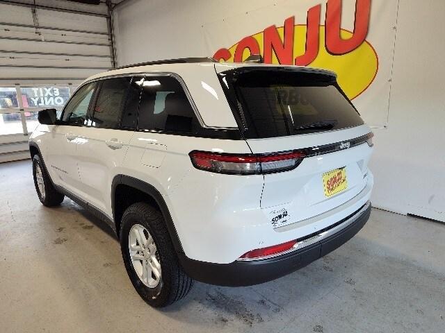 new 2025 Jeep Grand Cherokee car, priced at $39,820
