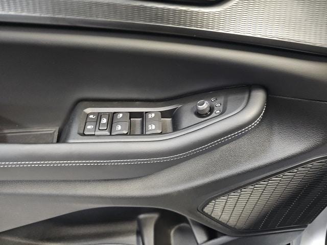 new 2025 Jeep Grand Cherokee car, priced at $36,670